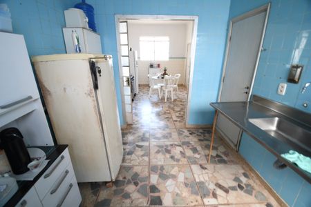 Casa à venda com 285m², 4 quartos e 3 vagasCozinha