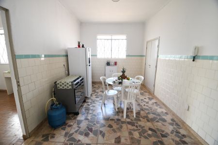 Casa à venda com 285m², 4 quartos e 3 vagasCopa