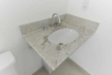 Apartamento à venda com 72m², 2 quartos e 1 vagaBanheiro da Suíte 1