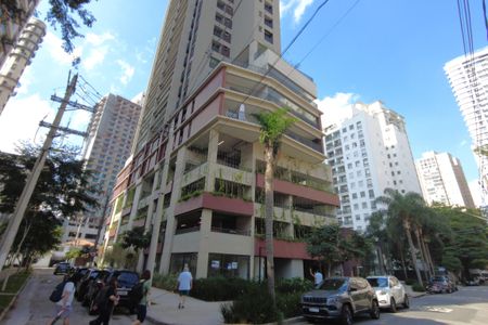 Apartamento à venda com 72m², 2 quartos e 1 vagaFachada