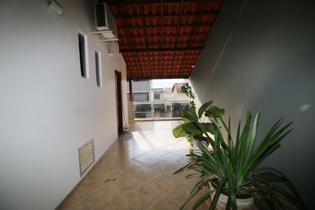 Casa à venda com 240m², 5 quartos e 3 vagasVaranda