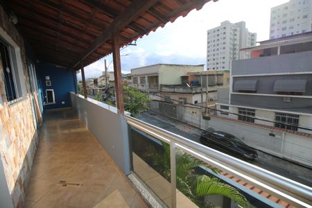Casa à venda com 240m², 5 quartos e 3 vagasVaranda