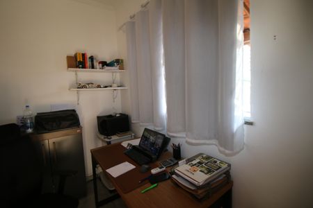 Casa à venda com 240m², 5 quartos e 3 vagasEscritório