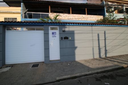 Casa à venda com 240m², 5 quartos e 3 vagasFachada da casa