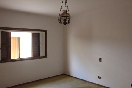 Casa à venda com 285m², 4 quartos e 6 vagasSuíte 1