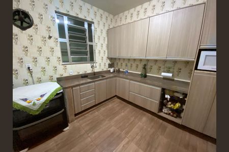 Casa à venda com 200m², 2 quartos e sem vaga Casa à venda com 200m², 2 quartos e sem vagaCozinha