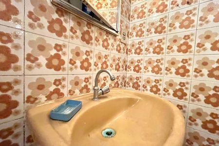 Apartamento à venda com 67m², 2 quartos e 1 vaga Apartamento à venda com 67m², 2 quartos e 1 vagaBanheiro