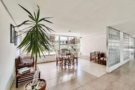 Apartamento à venda com 67m², 2 quartos e 1 vaga Apartamento à venda com 67m², 2 quartos e 1 vagaÁrea comum - Salão de festas