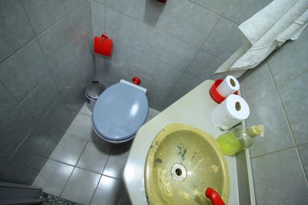 Casa à venda com 121m², 2 quartos e 1 vagaLavabo