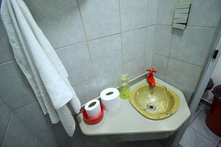 Casa à venda com 121m², 2 quartos e 1 vagaLavabo