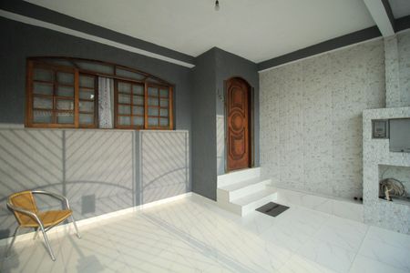 Casa à venda com 121m², 2 quartos e 1 vagaGaragem