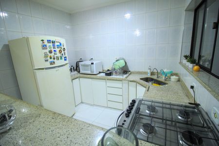 Casa à venda com 121m², 2 quartos e 1 vagaCozinha