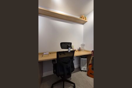 Apartamento à venda com 115m², 3 quartos e 2 vagas Apartamento à venda com 115m², 3 quartos e 2 vagasEscritório