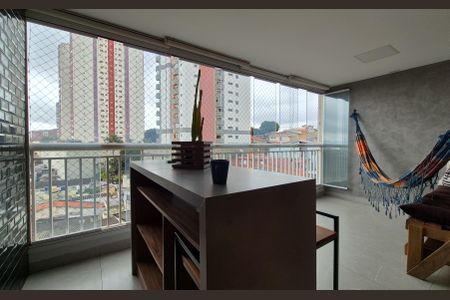Apartamento à venda com 115m², 3 quartos e 2 vagas Apartamento à venda com 115m², 3 quartos e 2 vagasVaranda