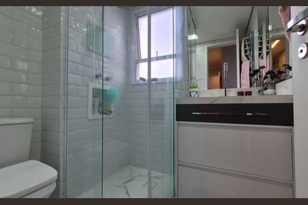 Apartamento à venda com 115m², 3 quartos e 2 vagas Apartamento à venda com 115m², 3 quartos e 2 vagasBanheiro da suíte