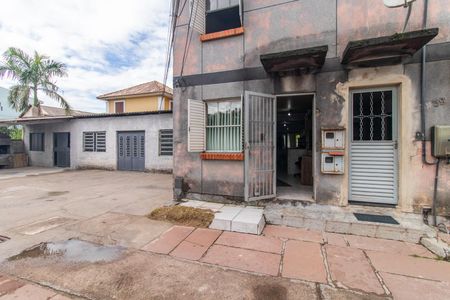 Casa de condomínio à venda com 40m², 2 quartos e 1 vaga Casa de condomínio à venda com 40m², 2 quartos e 1 vagaFachada