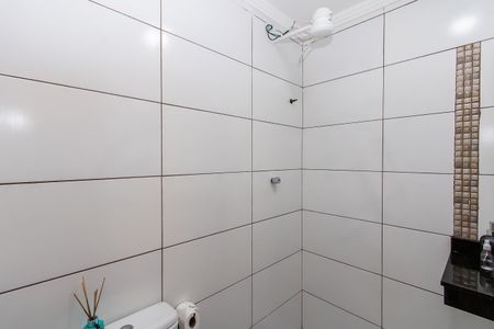 Apartamento à venda com 77m², 2 quartos e 1 vaga Apartamento à venda com 77m², 2 quartos e 1 vagaBanheiro