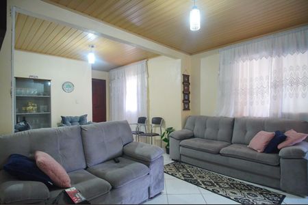 Casa à venda com 180m², 4 quartos e 2 vagasSala
