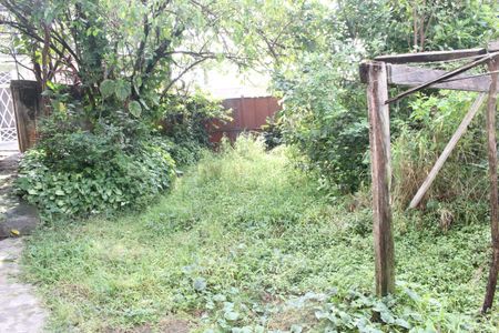 Casa para alugar com 130m², 1 quarto e 6 vagasQuintal