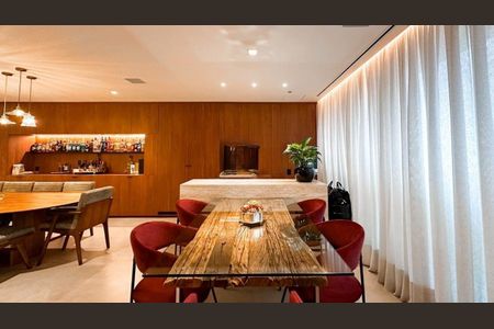 Apartamento à venda com 250m², 3 quartos e 4 vagas