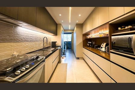 Apartamento à venda com 250m², 3 quartos e 4 vagas