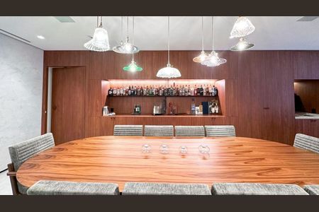 Apartamento à venda com 250m², 3 quartos e 4 vagas