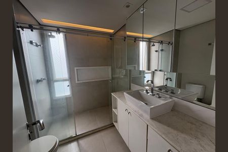 Apartamento à venda com 180m², 3 quartos e 3 vagas