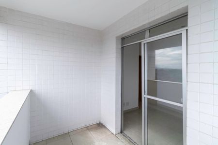 Apartamento à venda com 192m², 3 quartos e 3 vagasVaranda do quarto 2