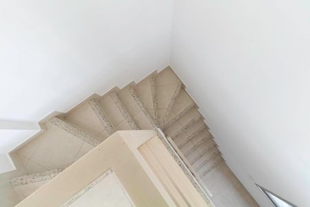 Apartamento à venda com 192m², 3 quartos e 3 vagasEscada