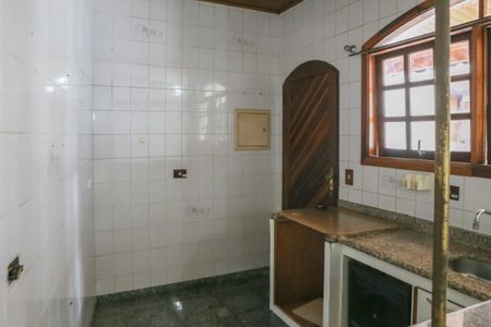 Casa à venda com 150m², 3 quartos e 2 vagas Casa à venda com 150m², 3 quartos e 2 vagasCasa 2 - Cozinha