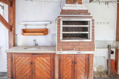 Casa à venda com 150m², 3 quartos e 2 vagas Casa à venda com 150m², 3 quartos e 2 vagasÁrea Externa