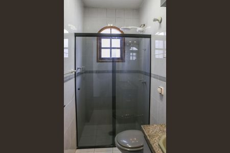 Casa à venda com 150m², 3 quartos e 2 vagas Casa à venda com 150m², 3 quartos e 2 vagasCasa 2 - Banheiro