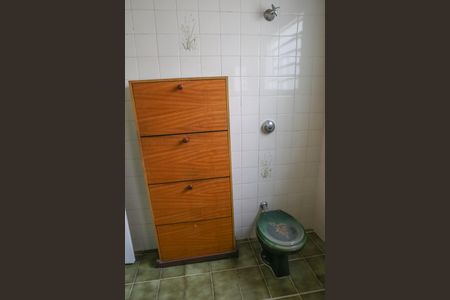 Casa à venda com 150m², 3 quartos e 2 vagas Casa à venda com 150m², 3 quartos e 2 vagasBanheiro