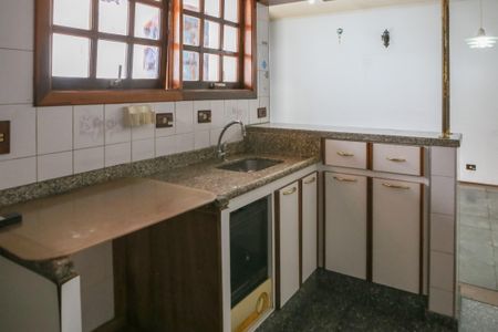 Casa à venda com 150m², 3 quartos e 2 vagas Casa à venda com 150m², 3 quartos e 2 vagasCasa 2 - Cozinha
