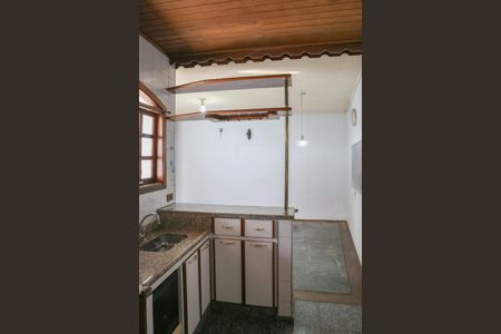 Casa à venda com 150m², 3 quartos e 2 vagas Casa à venda com 150m², 3 quartos e 2 vagasCasa 2 - Cozinha