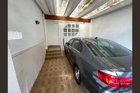 Casa à venda com 103m², 3 quartos e 1 vaga
