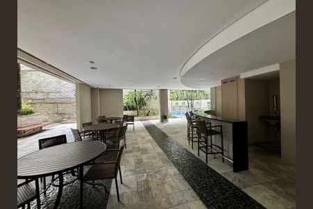 Apartamento à venda com 101m², 3 quartos e 2 vagas Apartamento à venda com 101m², 3 quartos e 2 vagasÁrea comum