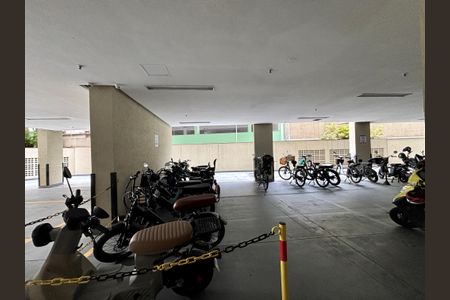 Apartamento à venda com 101m², 3 quartos e 2 vagas Apartamento à venda com 101m², 3 quartos e 2 vagasÁrea comum - bicicletário
