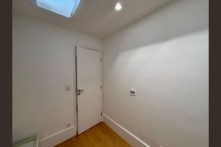 Apartamento à venda com 101m², 3 quartos e 2 vagas Apartamento à venda com 101m², 3 quartos e 2 vagasQuarto 2