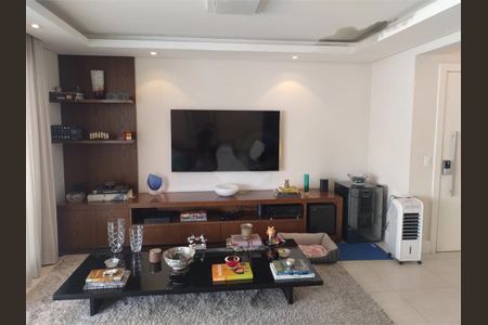 Apartamento à venda com 152m², 4 quartos e 3 vagas