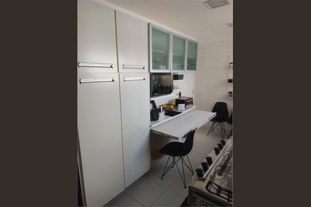 Apartamento à venda com 152m², 4 quartos e 3 vagas