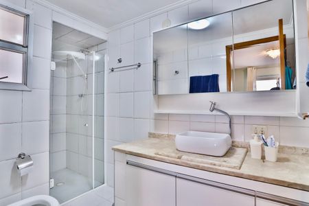Apartamento à venda com 134m², 3 quartos e 1 vaga Apartamento à venda com 134m², 3 quartos e 1 vagaBanheiro do Quarto 1
