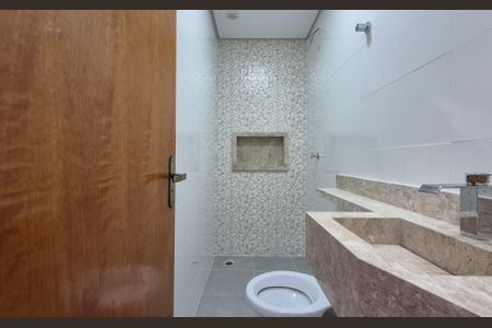 Apartamento à venda com 70m², 3 quartos e 1 vaga Apartamento à venda com 70m², 3 quartos e 1 vagaBanheiro