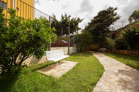 Apartamento à venda com 80m², 2 quartos e 1 vagaÁrea comum