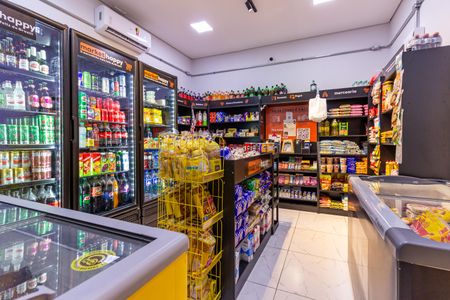 Apartamento à venda com 34m², 2 quartos e sem vaga Apartamento à venda com 34m², 2 quartos e sem vagaÁrea comum - Mini Mercado