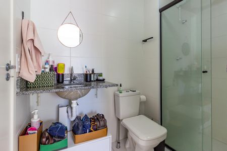 Apartamento à venda com 34m², 2 quartos e sem vaga Apartamento à venda com 34m², 2 quartos e sem vagaBanheiro da Suíte