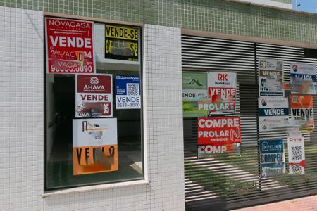 Apartamento à venda com 130m², 2 quartos e 2 vagasPlaquinha