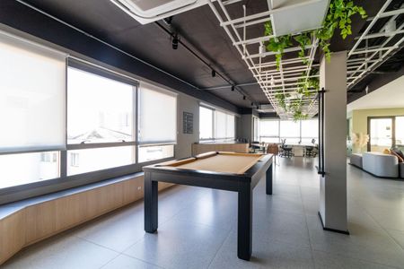 Apartamento à venda com 32m², 1 quarto e sem vaga Apartamento à venda com 32m², 1 quarto e sem vagaÁrea comum - Sala de Jogos