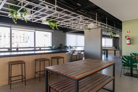 Apartamento à venda com 32m², 1 quarto e sem vaga Apartamento à venda com 32m², 1 quarto e sem vagaÁrea comum - Bar