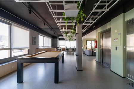 Apartamento à venda com 32m², 1 quarto e sem vaga Apartamento à venda com 32m², 1 quarto e sem vagaÁrea comum - Sala de Jogos